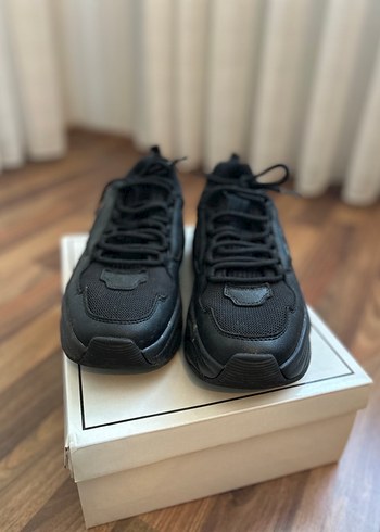 Stradivarius Siyah Platform Topuklu Spor Ayakkabı