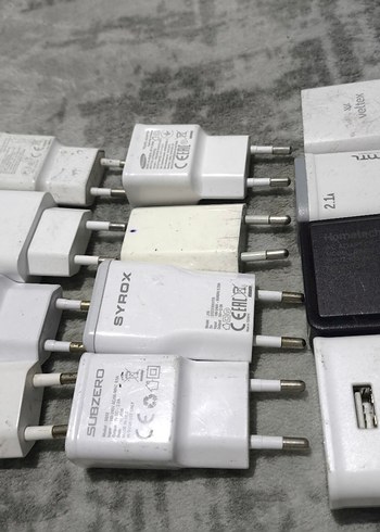 SYROX ve Veltex Beyaz Telefon Şarj Aleti - Görsel 4