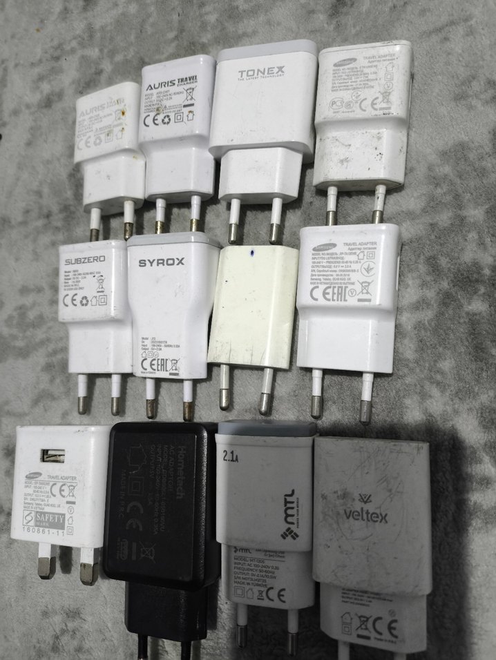 SYROX ve Veltex Beyaz Telefon Şarj Aleti - Görsel 3