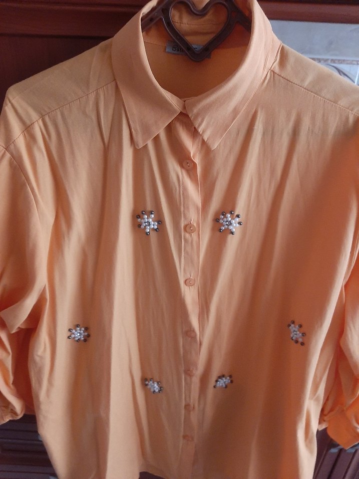 Turuncu Nakışlı Düğmeli Kadın Gömlek - Görsel 2