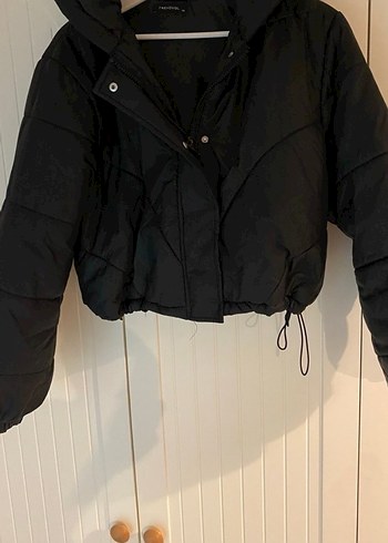 Düğmeli Siyah Mini Kadın Kışlık Mont - Görsel 3