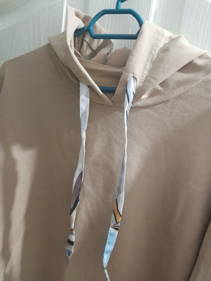 Kadın Bej Kapüşonlu Baskılı Sweatshirt - Görsel 5