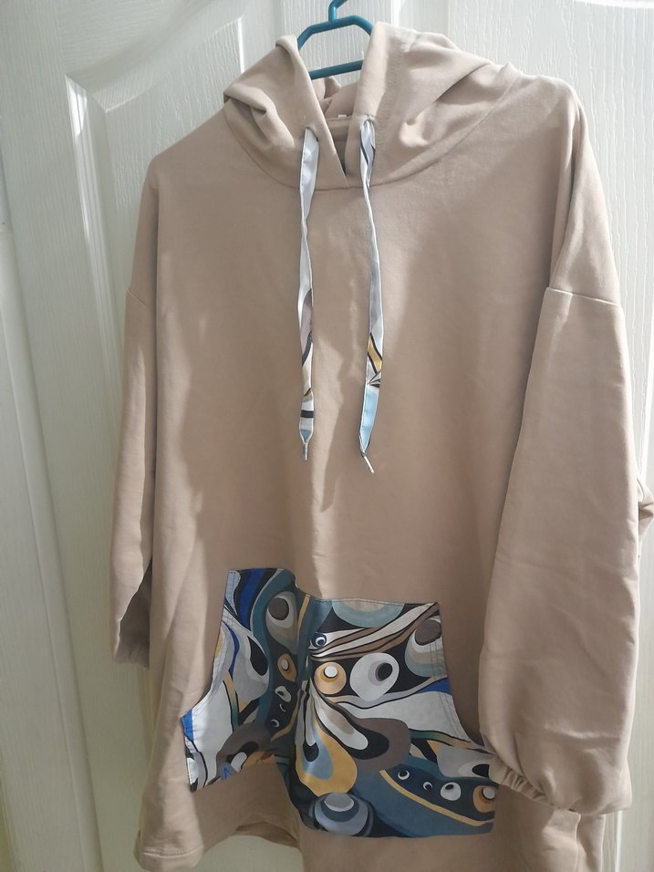 Kadın Bej Kapüşonlu Baskılı Sweatshirt - Görsel 2