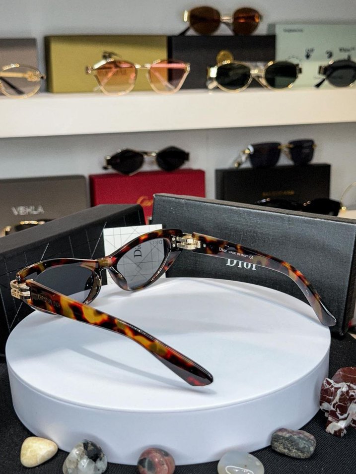 Dior Kahverengi Kemerli Kadın Güneş Gözlüğü - Görsel 2