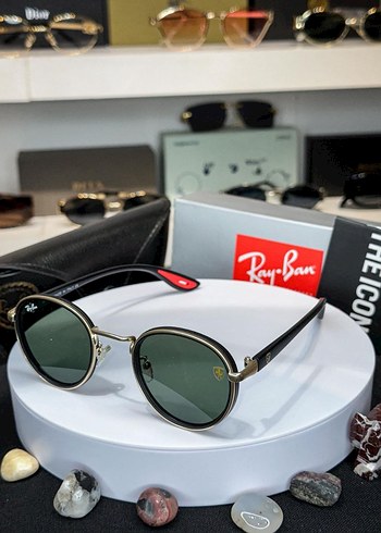 Ray Ban