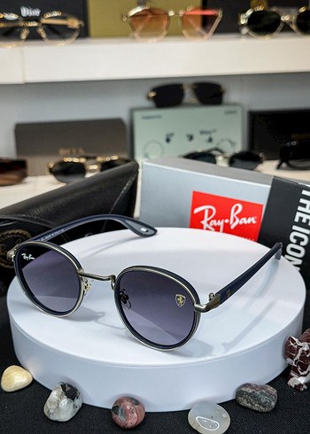 Ray Ban