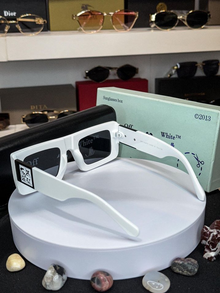 Beyaz Minimalist Kadın Güneş Gözlüğü - Görsel 2