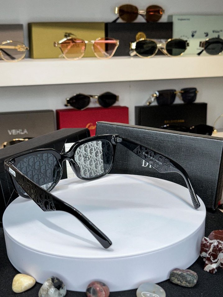 Dior Siyah Transparan Kadın Gözlük - Görsel 2