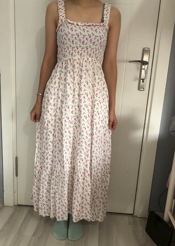 Pembe Çiçek Desenli Bohem Midi Elbise
