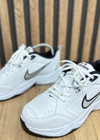 Nike Air Monarch - Görsel 2