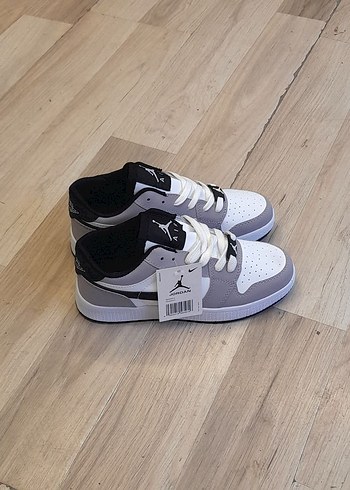 Gri Stiletto Topuklu Kadın Spor Ayakkabı - Görsel 5