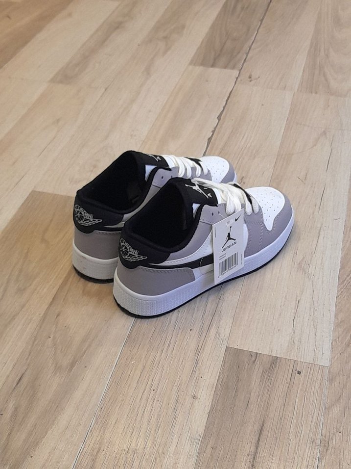 Gri Stiletto Topuklu Kadın Spor Ayakkabı - Görsel 4