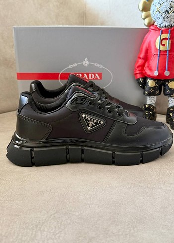 Prada Siyah Deri Sneaker