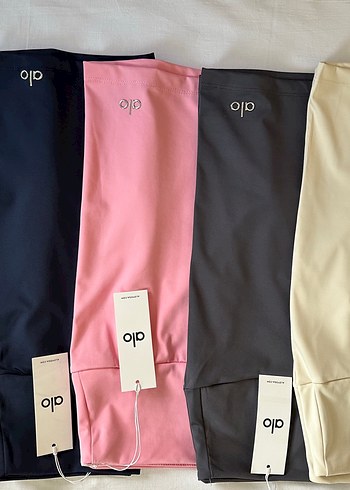 s Beden pembe Renk Alo Pembe Mini Spor Tayt ( S. M. L. XL ) bedenleri var