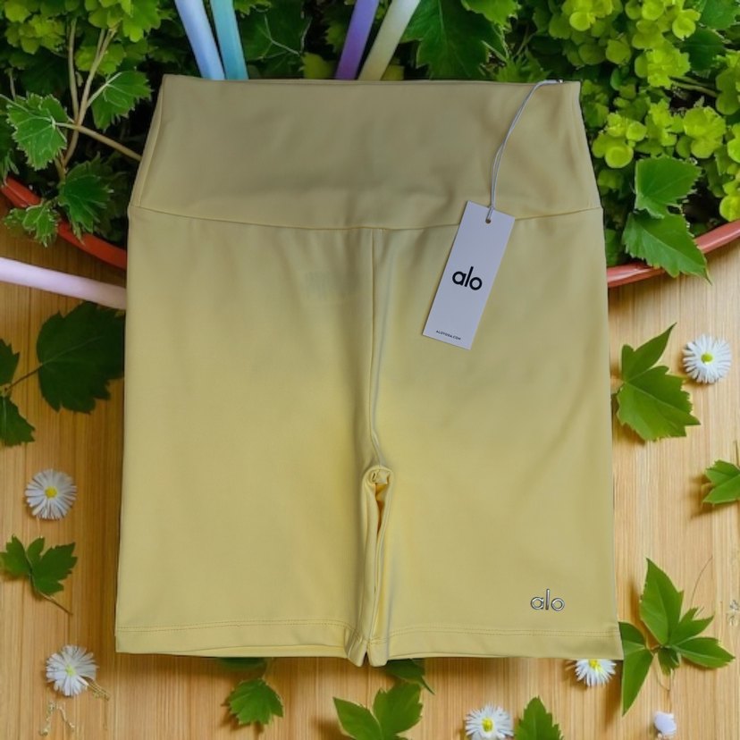 Sarı Yüksek Bel Mini Spor Şort - Görsel 5