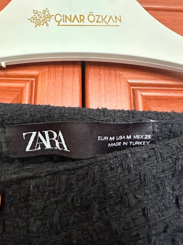 Düğmeli Siyah Mini Yün Hamile Şortu - Görsel 3