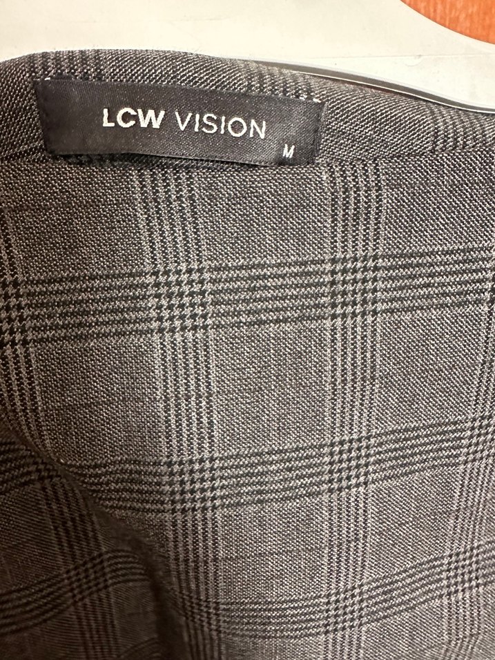 Kareli Gri Mini Etek, Kemer Detaylı - Görsel 3