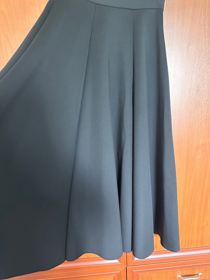 Siyah Piliseli Uzun Kadın Etek - Görsel 2