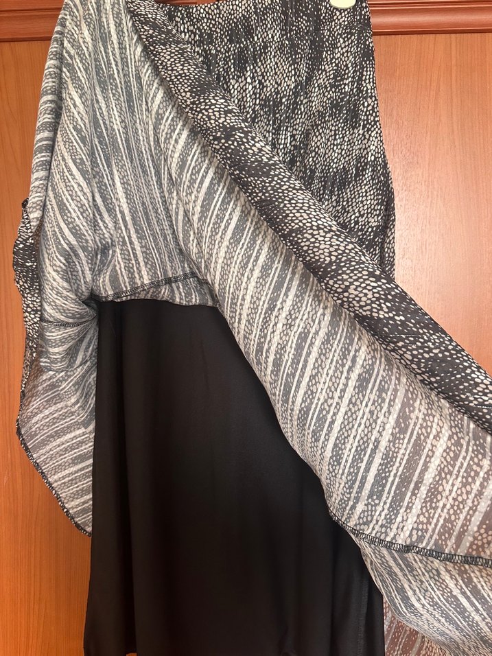 Gri Yılan Desenli Piliseli Uzun Etek - Görsel 3