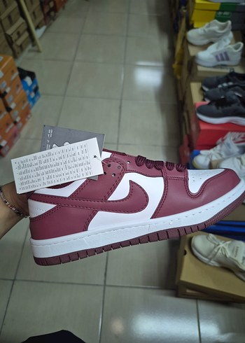 Nike Bordo Kadın Sneakers