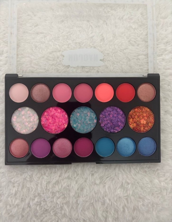 Music Festival 19'lu Glitter ve Mat Far Paleti - Görsel 2