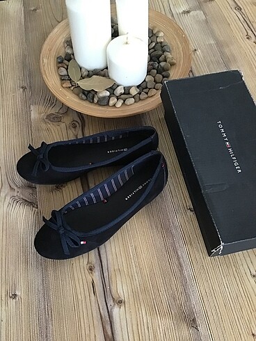 Tommy Hilfiger 36 numara Babet
