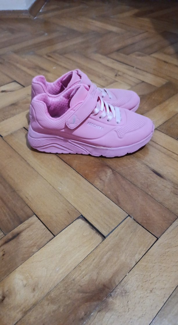 Kız Çocuk Pembe Cırtcırtlı Spor Ayakkabı - Görsel 4