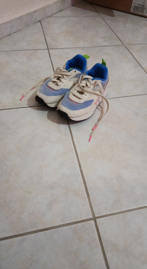 Mavi Bağcıklı Kadın Spor Ayakkabı - Görsel 2