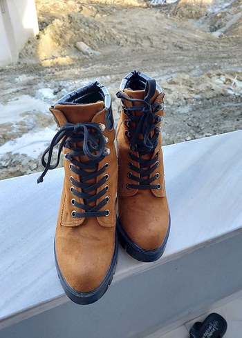 Kahverengi Süet Platform Topuklu Kadın Bot 36 numara - Görsel 3