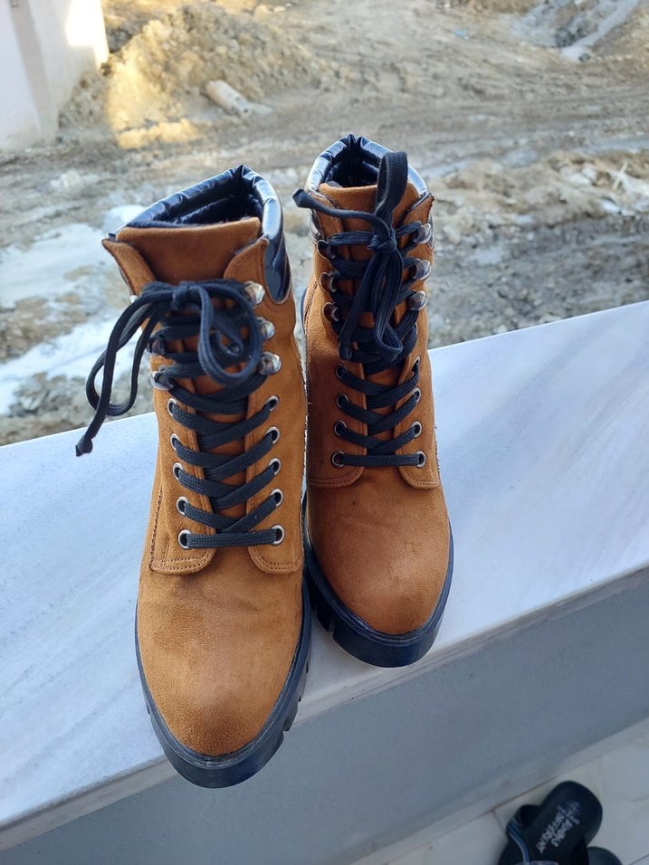 Kahverengi Süet Platform Topuklu Kadın Bot 36 numara - Görsel 4