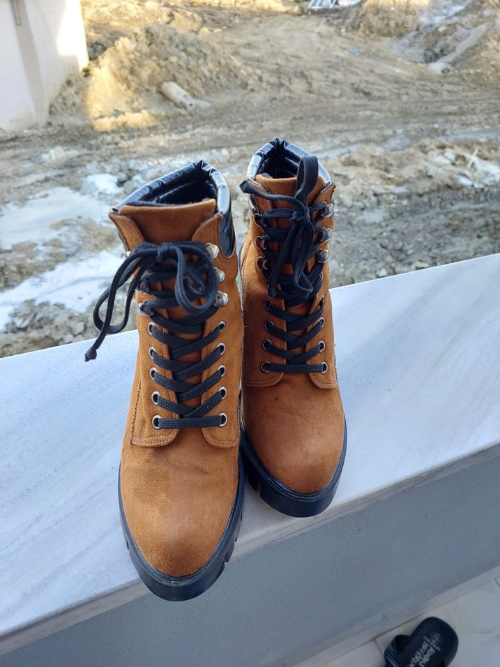 Kahverengi Süet Platform Topuklu Kadın Bot 36 numara - Görsel 3