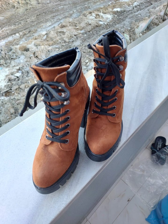 Kahverengi Süet Platform Topuklu Kadın Bot 36 numara - Görsel 2