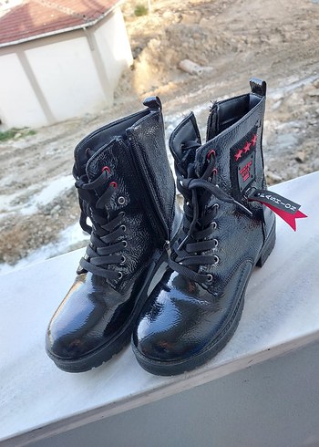 Siyah Parlak Rugan Bot 36 numara hiç giyilmedi - Görsel 3