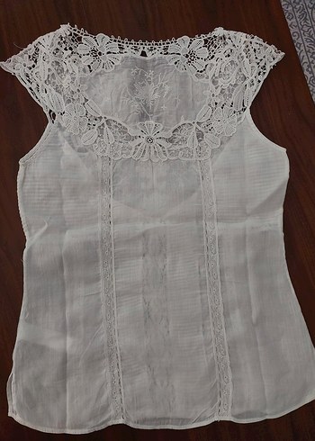 Dantel Detaylı Bej Nakışlı Mini Etek ve Beyaz Gömlek - Görsel 7