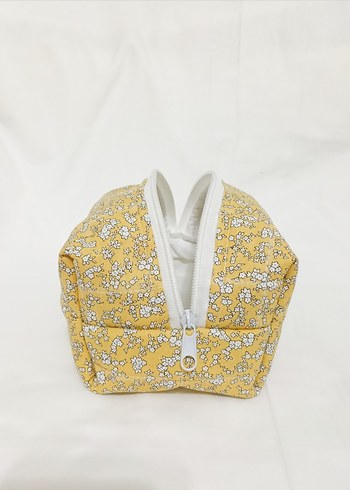Zara Sarı Fermuarlı Kadın Makyaj Çantası
