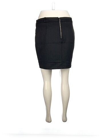 40 Beden PreLoved Midi Etek %70 İndirimli.