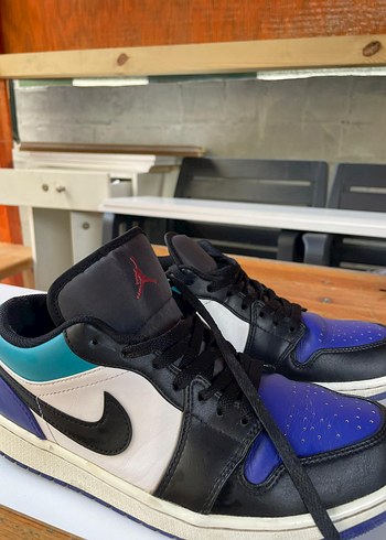 Nike Siyah Beyaz Çok Renkli Basketbol Ayakkabısı