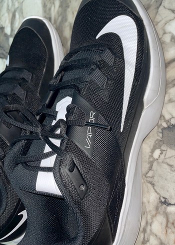 NİKE 44 numara Siyah Bağcıklı Basketbol Ayakkabısı - Görsel 4