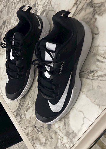 NİKE 44 numara Siyah Bağcıklı Basketbol Ayakkabısı - Görsel 6