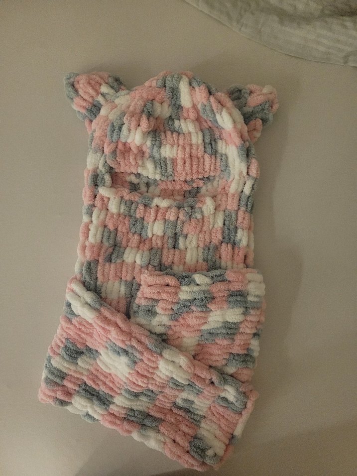 Çocuklar için Çok Renkli Örgü Bere ve Boyunluk - Görsel 5