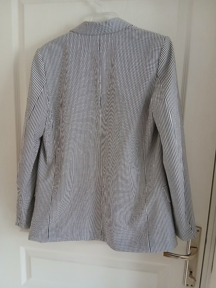 H&M Çizgili Blazer - Görsel 4