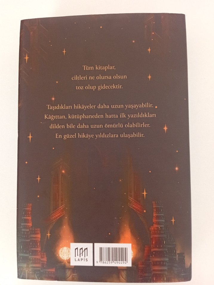 Yanmayan Kitap - Mark Lawrence - Görsel 2