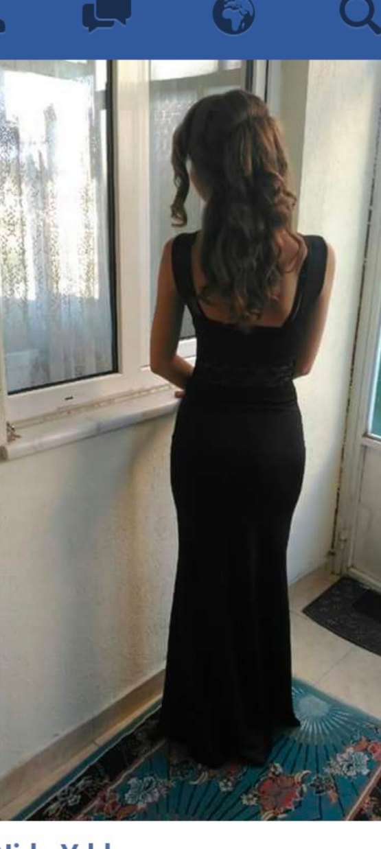 Dantel Detaylı Siyah Uzun Gösterişli Elbise - Görsel 4