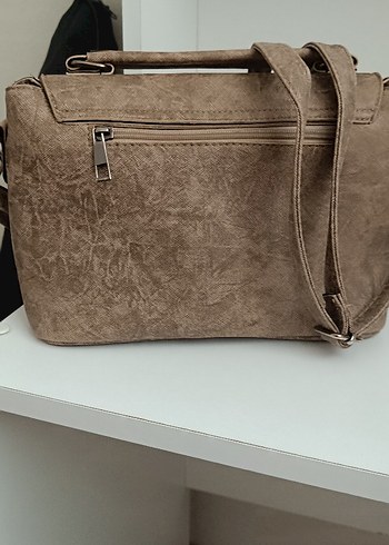 zara Bej Süet Tokalı Kadın Çanta - Görsel 4
