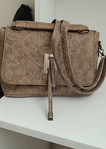 zara Bej Süet Tokalı Kadın Çanta - Görsel 5