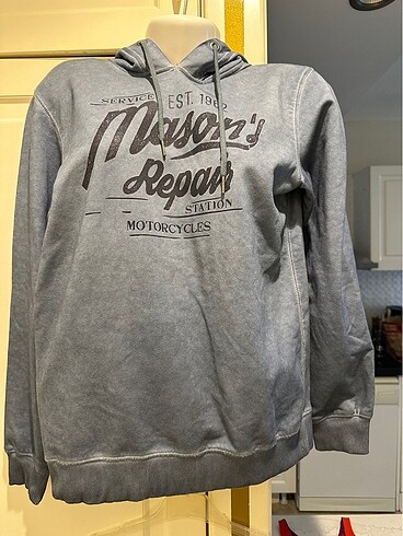 Sweatshirt kapşonlu