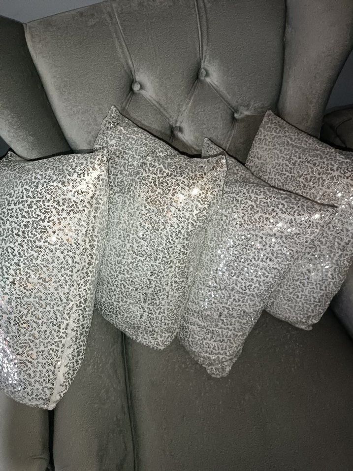 Gri Klasik kanepe kırlent dikişli fermuarlı değil 4 adet 350 tl - Görsel 3