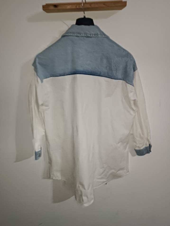 Düğmeli Beyaz Mavi Denim Ceket - Görsel 3