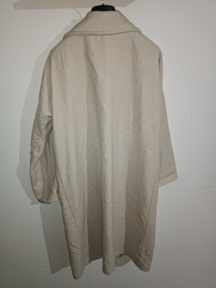 Bej Düğmeli Uzun Kaşe Kadın Kaban - Görsel 2