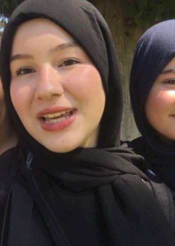 Armine EN YAKIN ARKADAŞIMI SATIYORUM<3